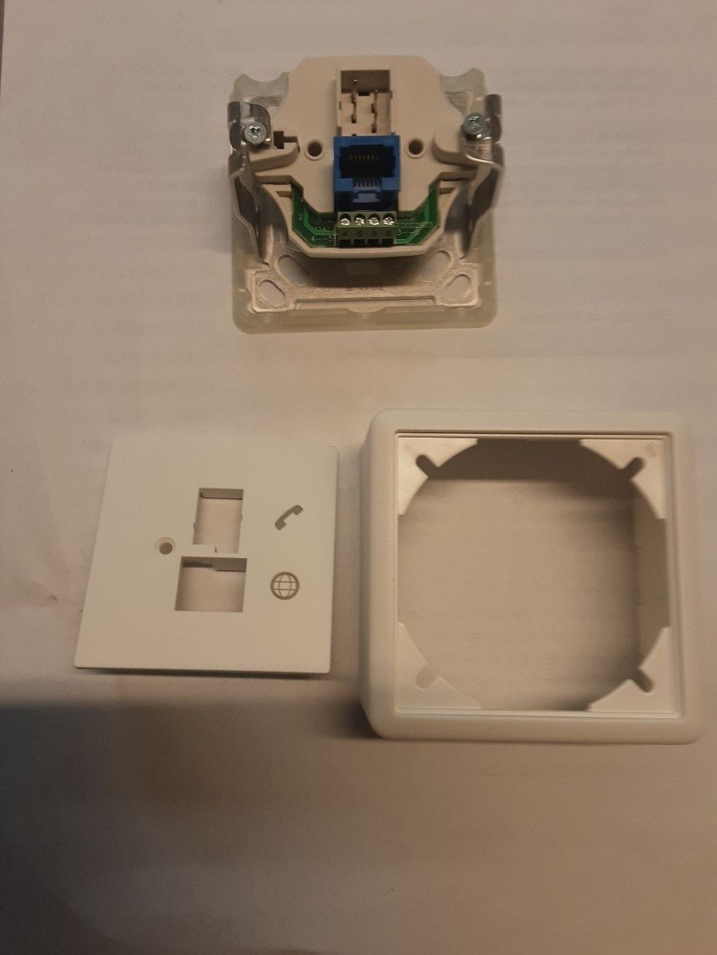 Spine: Breitband Internet DSL-Dose AP – Nuovo (secondo la descrizione) da Hofstetten SO venduto da wer_52gh 1