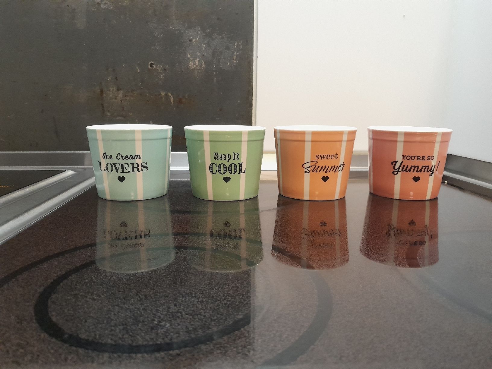 Ciotole: 4 Crofton Eisbecher, Dessertschalen,Top Zustand – Nuovo (secondo la descrizione) da Oberneunforn venduto da Urstin