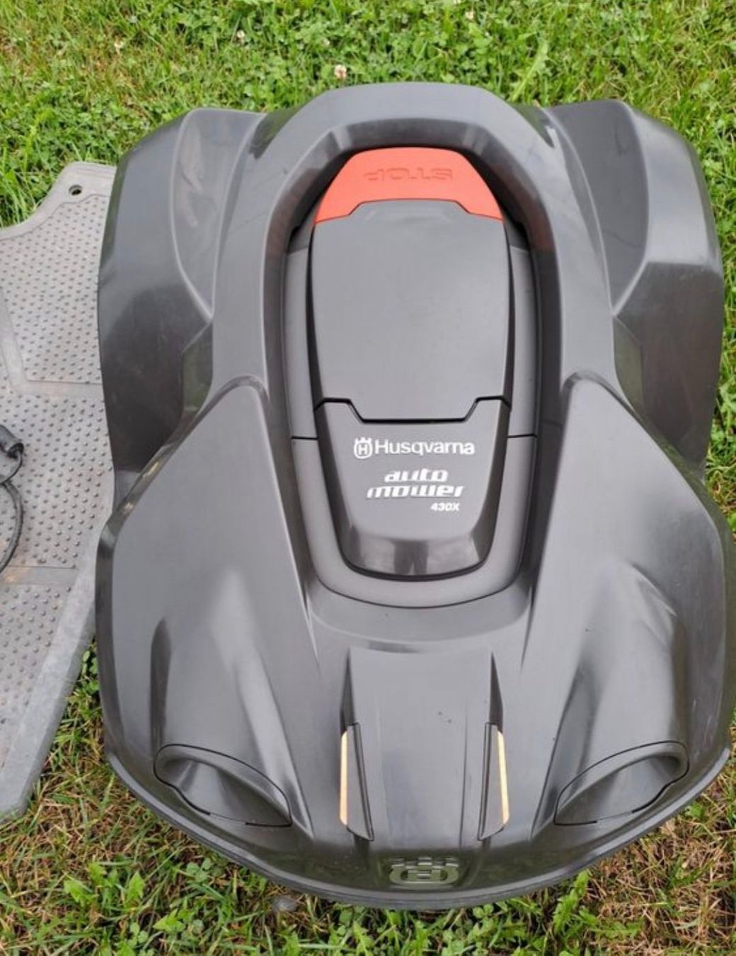 Husqvarna Tondeuses à gazon: Husqvarna automower 320 5514h – D'occasion à Grenchen par Asus_