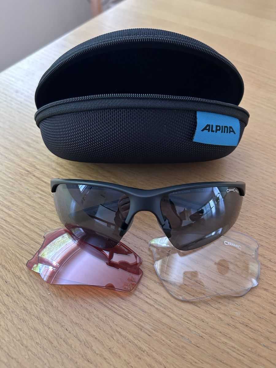Alpina Occhiali & Lenti: Alpina Sonnenbrille mit Wechselgläser – Usato da Näfels venduto da carlaleuz