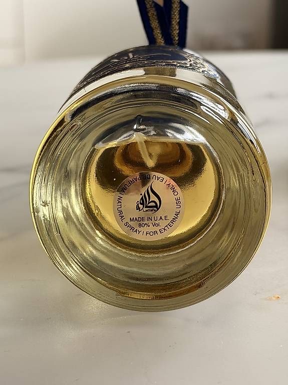 Parfum & Eau de Toilette: Lataffa Ra'ed – Gebraucht aus Kriens von R98K 1