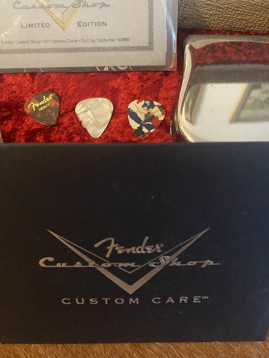 Fender Strumenti musicali: Fender Custom Telecaster Relic 64 Limit Edition – Nuovo (secondo la descrizione) da Watt venduto da Willis4 9