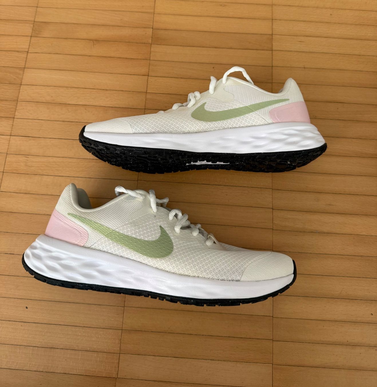 Nike Scarpe da donna: Nike Sneaker Damen Gr. 38 – Nuovo (secondo la descrizione) da Frauenfeld venduto da LIL_NA 1