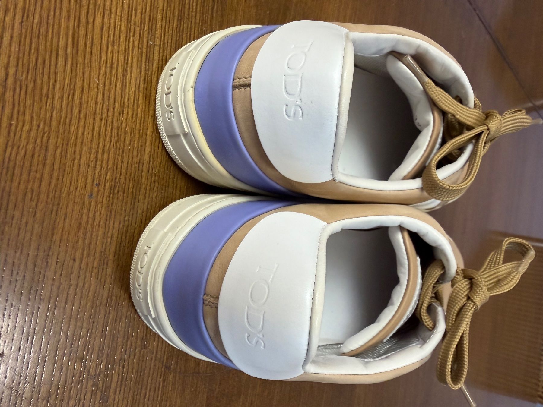 Tod'S Chaussures femmes: Tods Sneakers – D'occasion à Küssnacht par Flowerlady 1