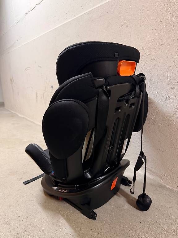 Seggiolini per auto: Chicco Kindersitz Unico Plus Black – Usato da Zürich venduto da yuji808 2