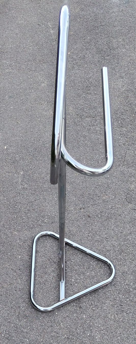 Garderobe: Herrendiener – Gebraucht aus Oberrohrdorf von Mik_6hxw 1