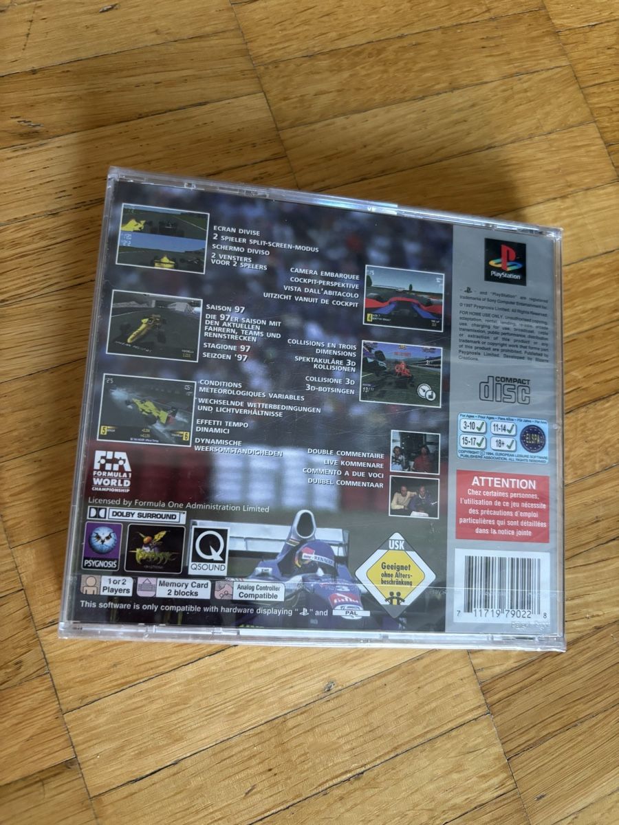 Sony Konsolen: Sony PlayStation 1 inkl. Controller, Spiel und Poster – Gebraucht aus Zürich von Eves.vintage.element 7