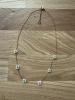 Les Cleias Paris Halskette mit Blumenperlen