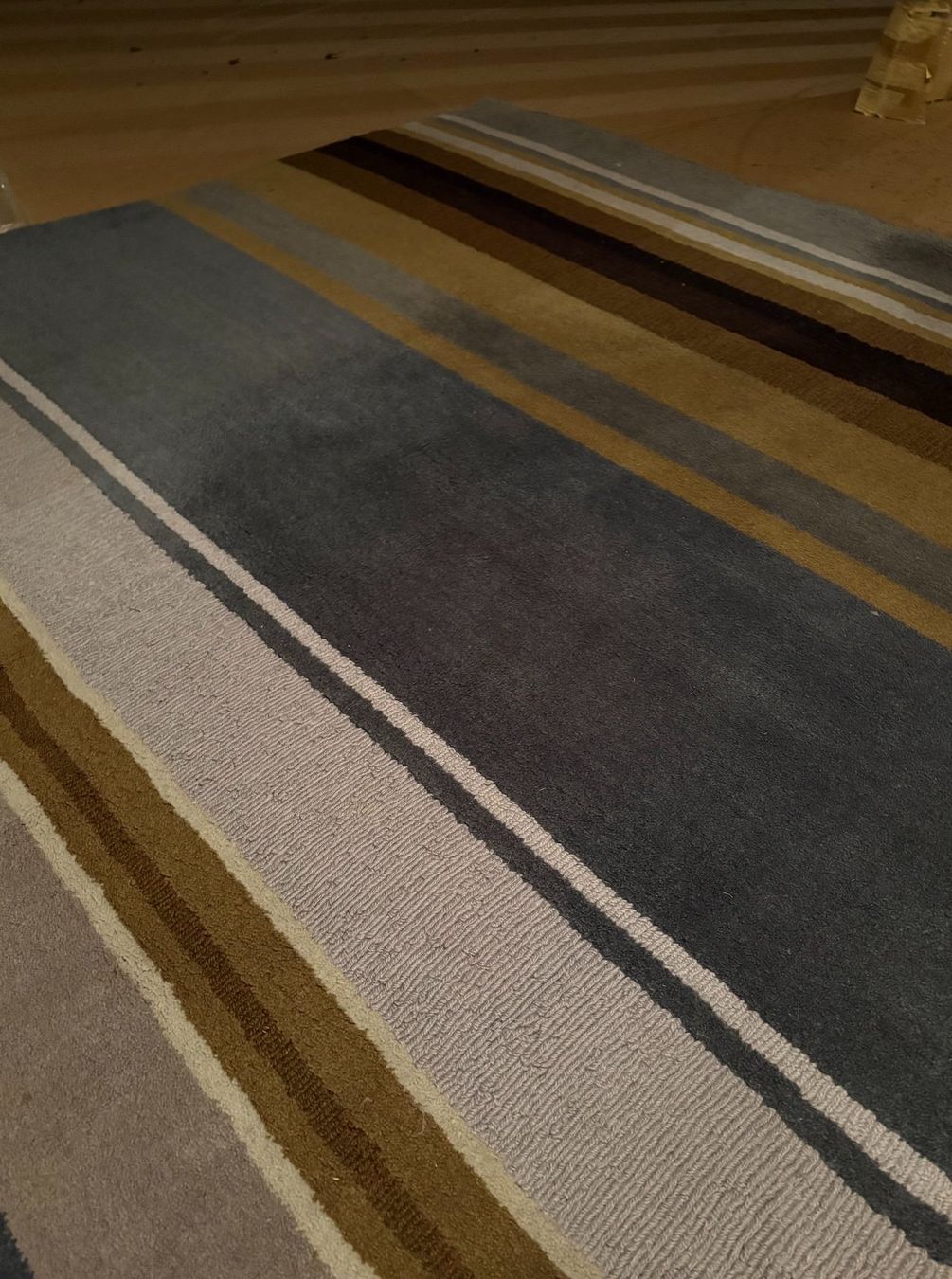Tappeti: Teppich mit Streifenmuster, gebraucht – Usato da Zürich venduto da oosterparker 2