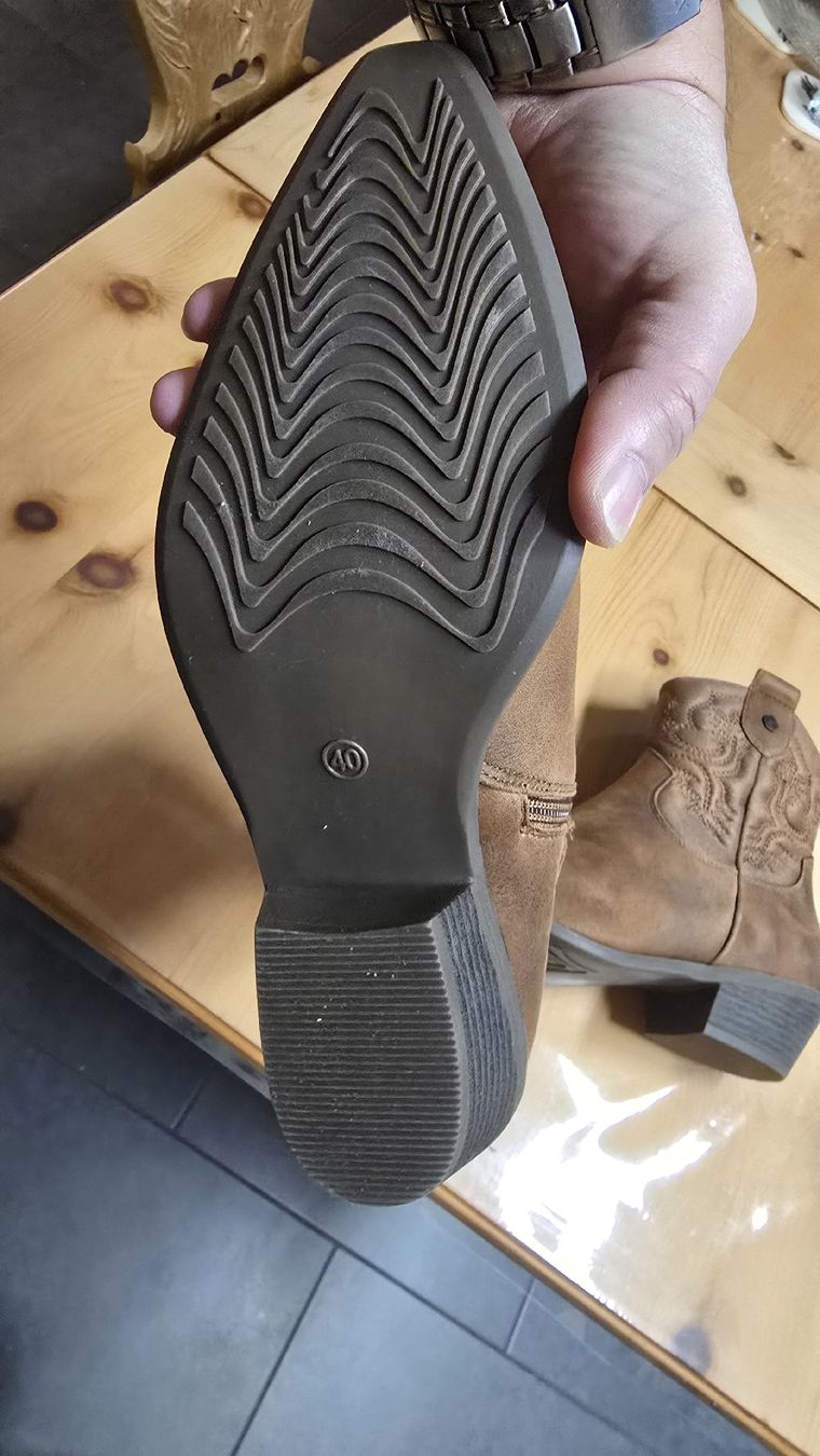 Scarpe da donna: Damen Cowboy Stiefel  Größe  40 – Usato da Steinen venduto da han_8vtl 2