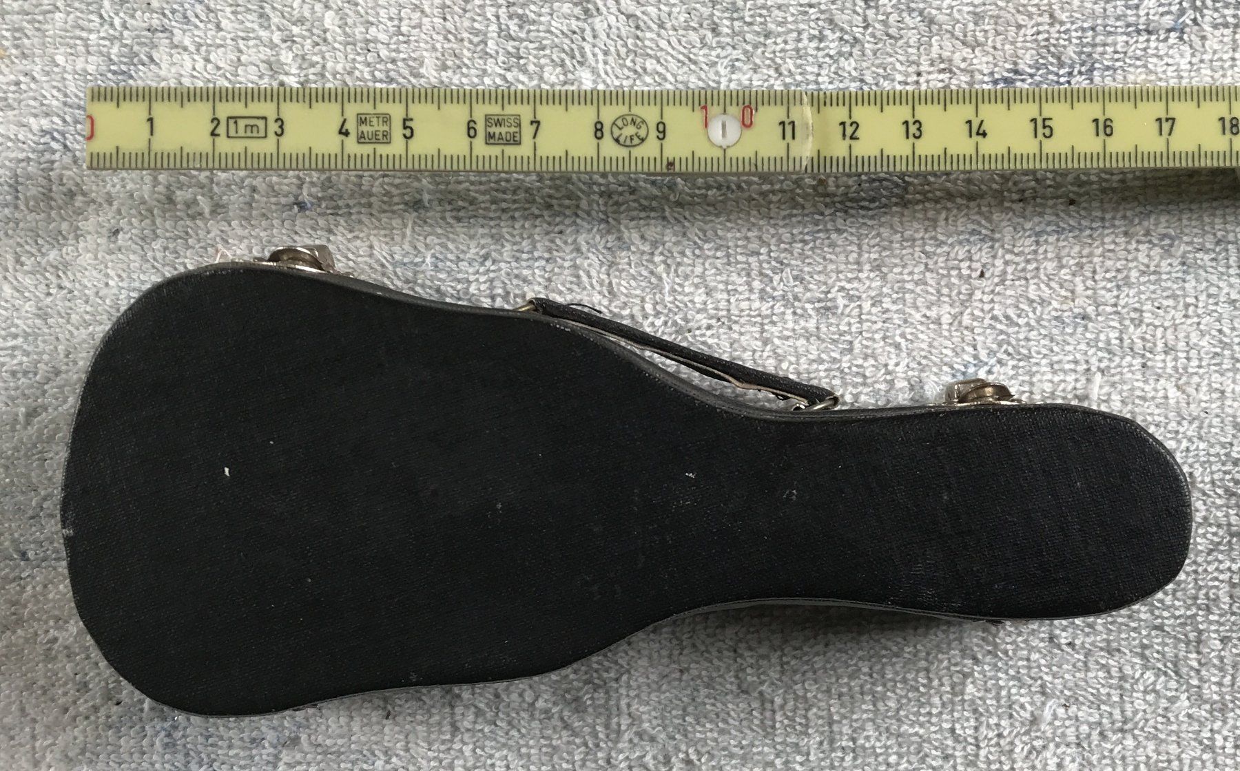 Strumenti musicali: GITARRE – Usato da Ostermundigen venduto da wini63