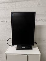 Samsung SyncMaster SA450 Monitor  höhenverstellbar/Pivot