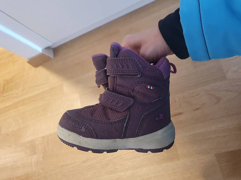 Viking Chaussures garçon: Viking Winterstiefel Gr.23 – D'occasion à Emmenbrücke par Nil86 1