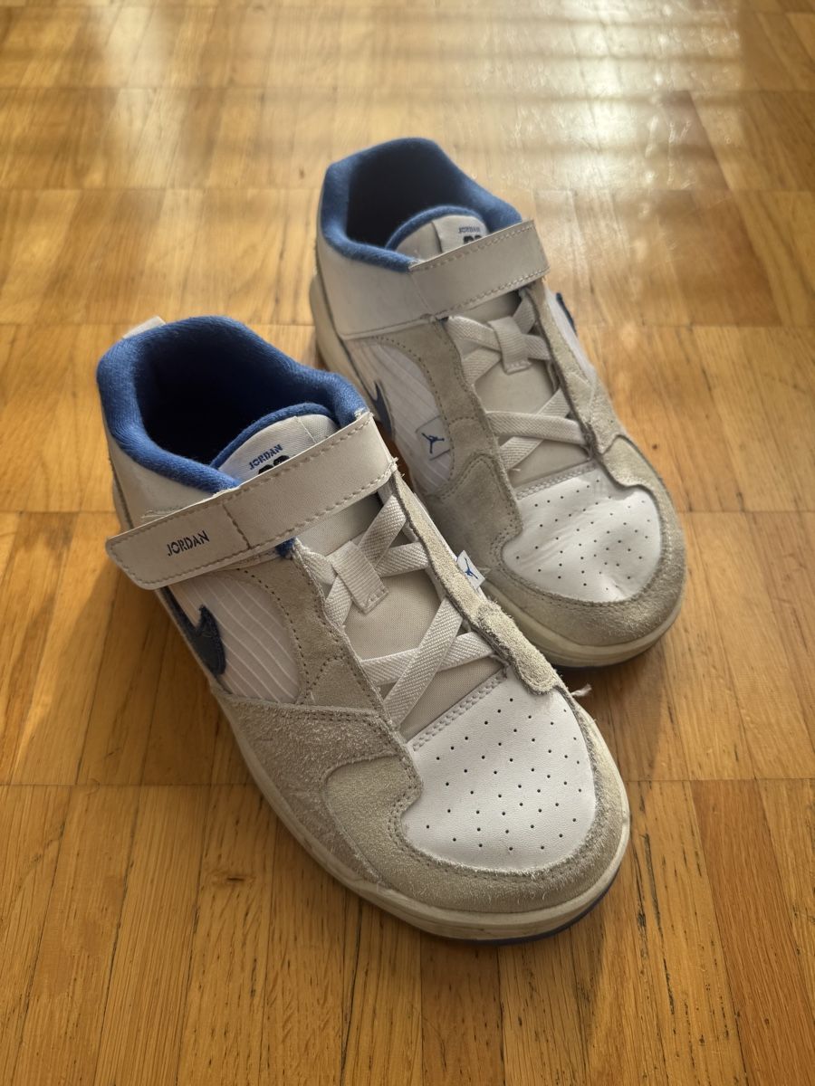 Jordan Scarpe per ragazzi: Jordan Sneaker Kinder Gr. 35 – Usato da Zürich venduto da And1_G