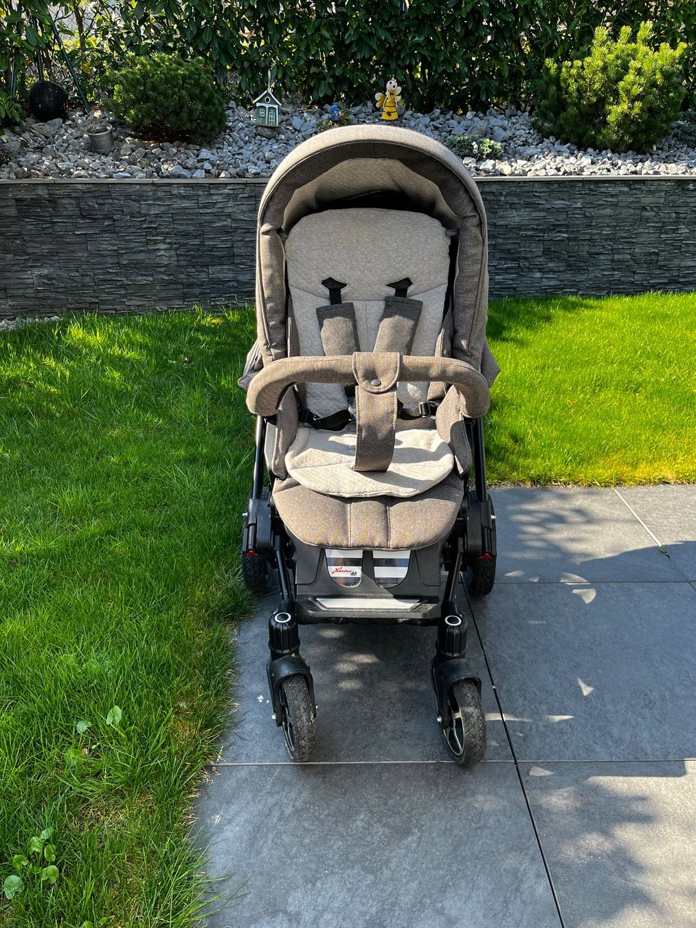 Hartan Carrozzine: HARTAN VIP XL Kinderwagen+Babyschale – Usato da Killwangen venduto da La010 1