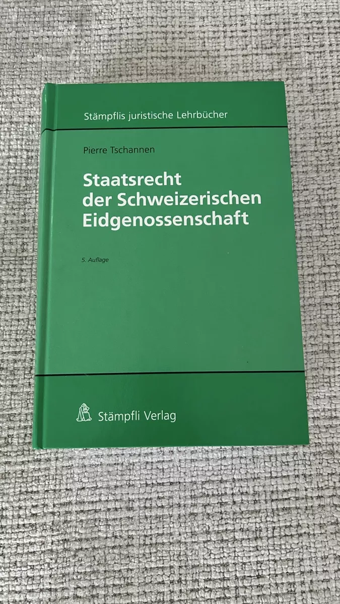 Libri: Staatsrecht der Schweizerischen Eidgenossenschaft – Nuovo (secondo la descrizione) da Sarnen venduto da gigianii