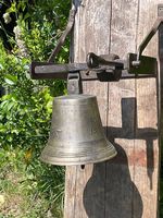 Cloche de propriété en bronze Urs Lechleitner-Autriche
