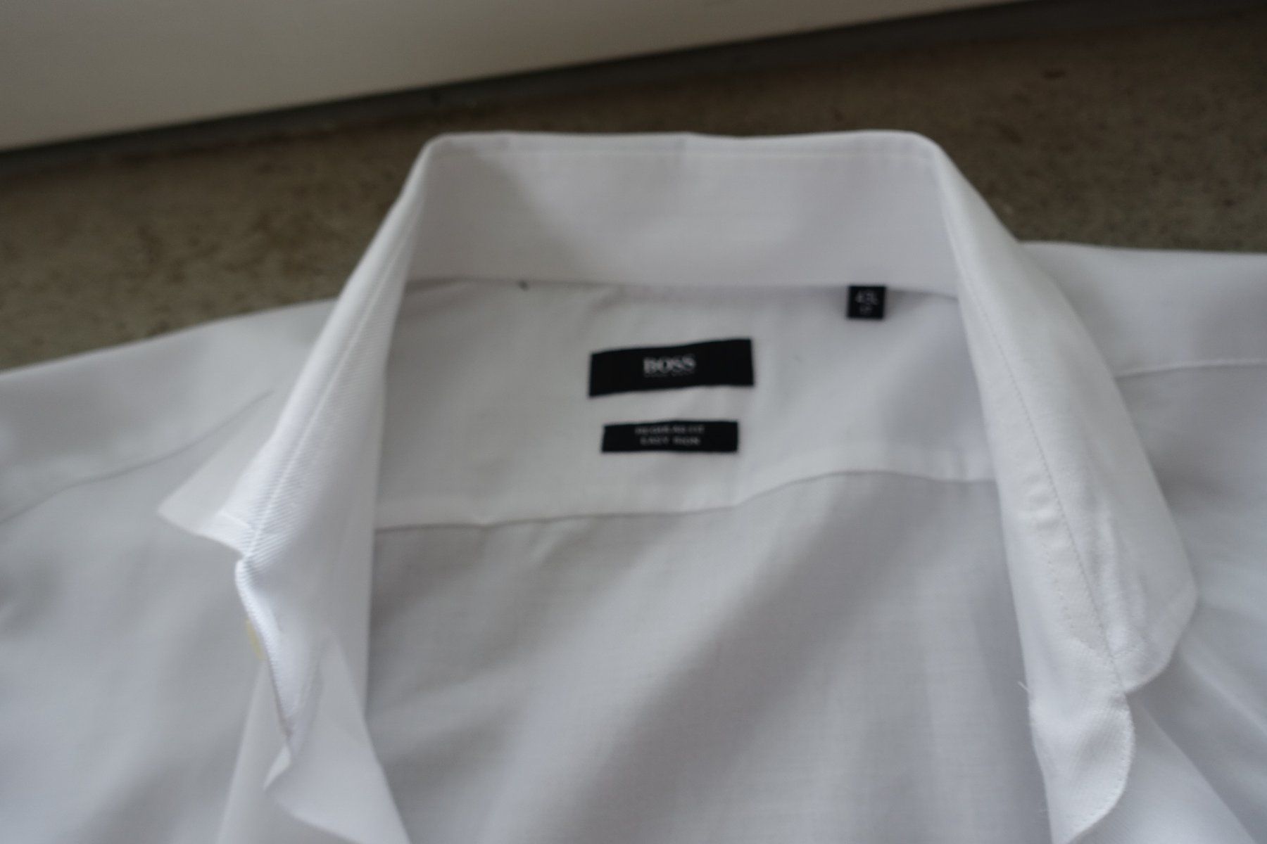 Hugo Boss Camicie: 2 Boss Hemden, Baumwolle, Grösse 43L – Nuovo (secondo la descrizione) da Oberrieden venduto da lluc