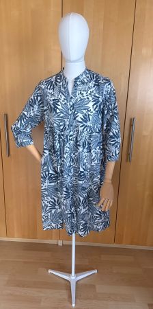 NILE Kleid Grösse M