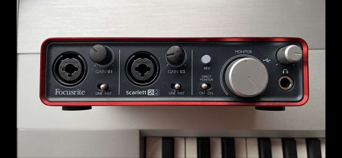 Focusrite Attrezzatura per studi di registrazione: Focusrite Scarlett 2i2 Audio Interface - Top Zustand! – Usato da Pratteln venduto da max_fgw6 1