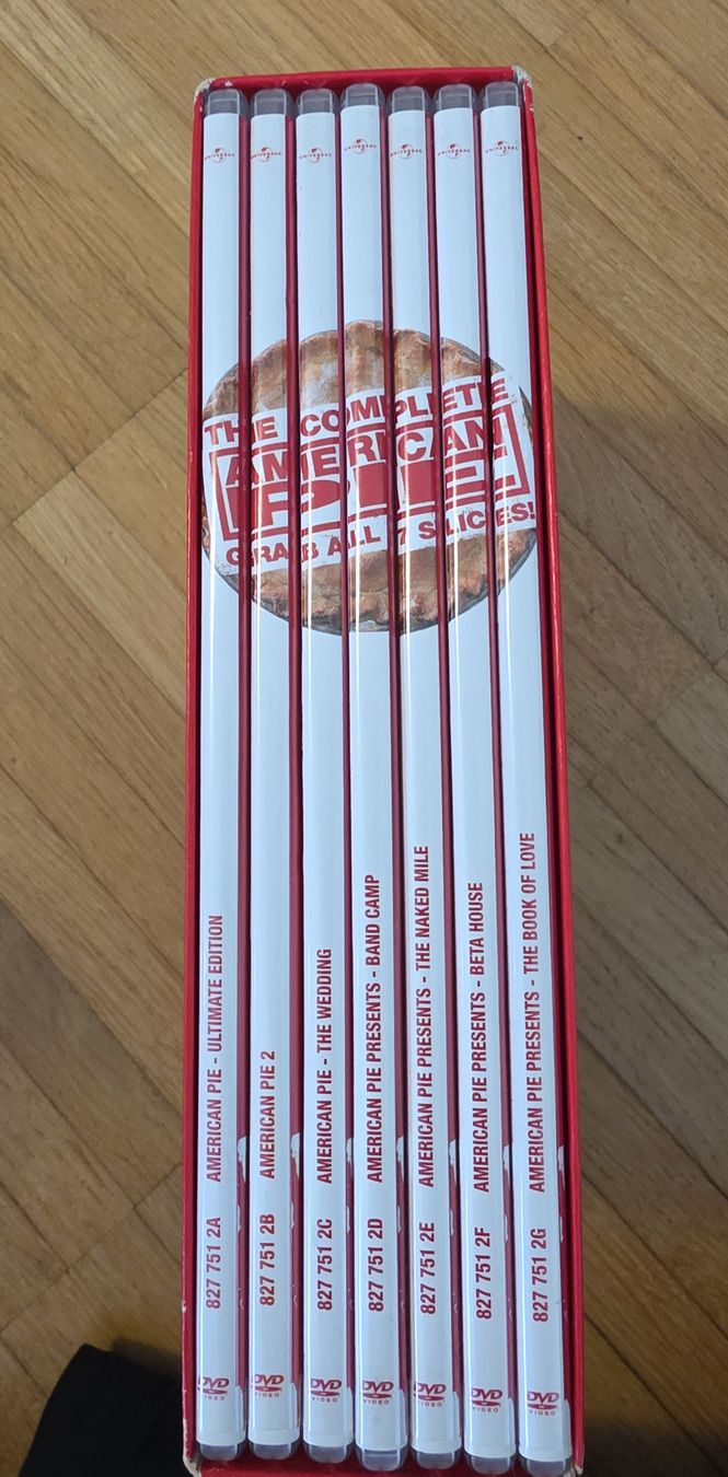 Tutti i DVDs: American Pie The Complete Collection 7 DVDs Box Set – Usato da Belp venduto da aleanel100 1