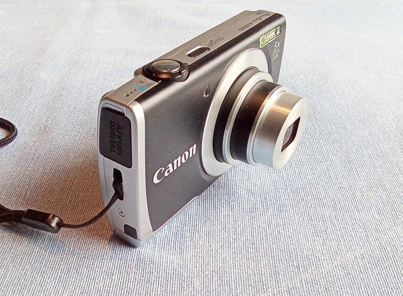 Canon Fotocamera: Canon Power Shot A2600 16.0MP – Usato da Reinach BL venduto da colmarer 7