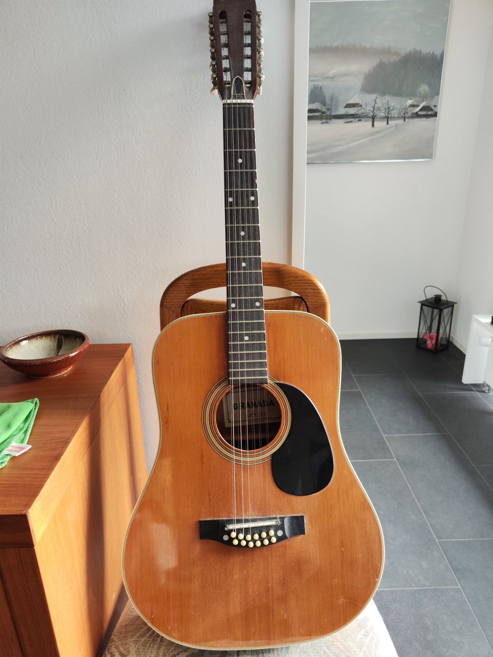 Strumenti musicali: Vintage Granada 12 string guitar. – Usato da Pfeffingen venduto da usn_b8d2