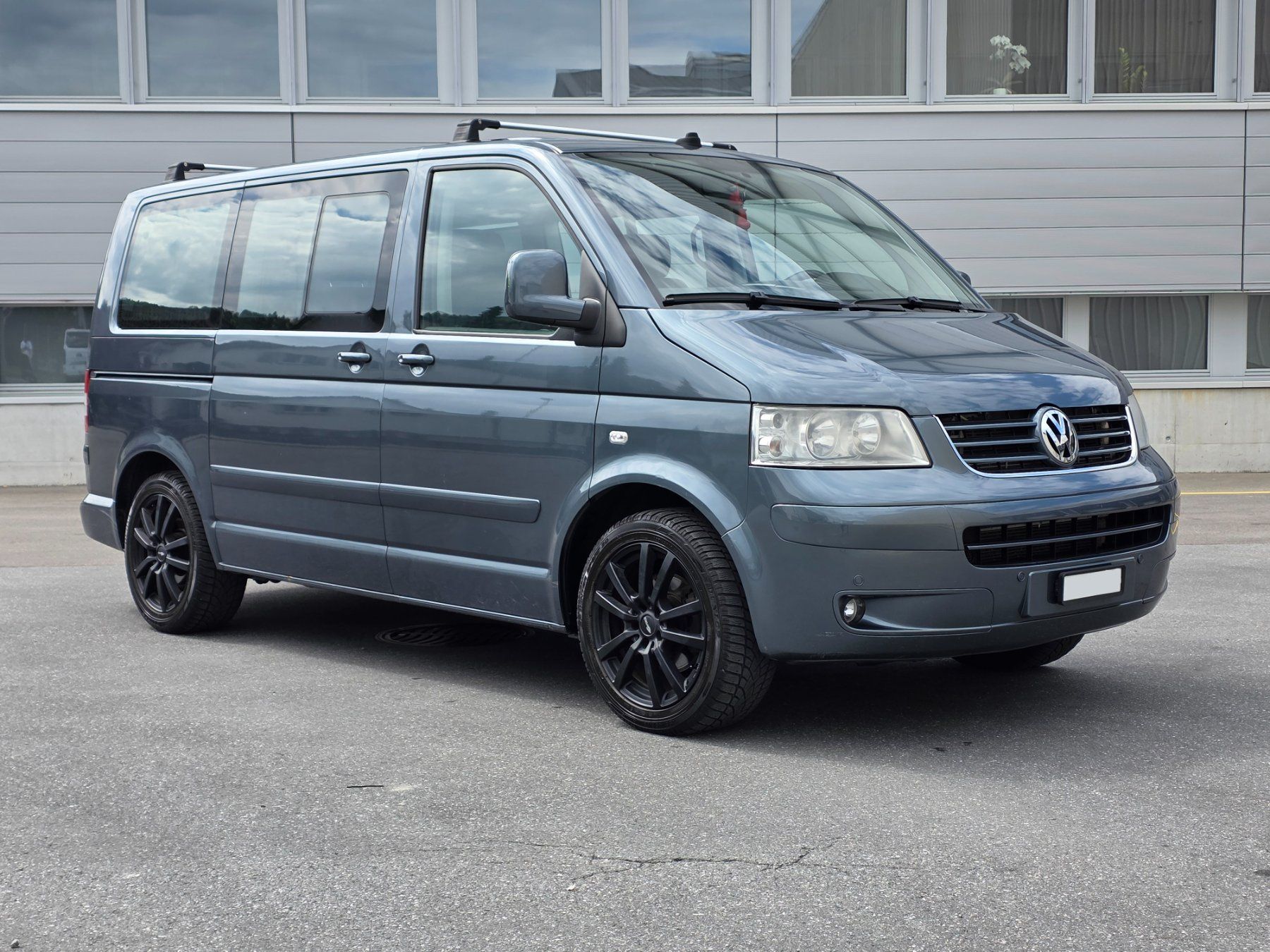 VW Automobili: VW T5 Multivan 4 Motion (4x4) – Difettoso da St. Margrethen SG venduto da FUDA-SPORTS 6