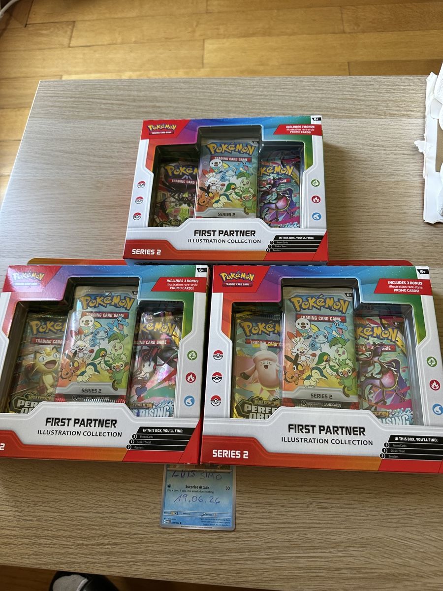 Pokémon Carte collezionabili: 3x Pokemon First Partner Illustration Collection Series 2 – Nuovo e nell'imballaggio originale da Lausanne venduto da lui_d9g6