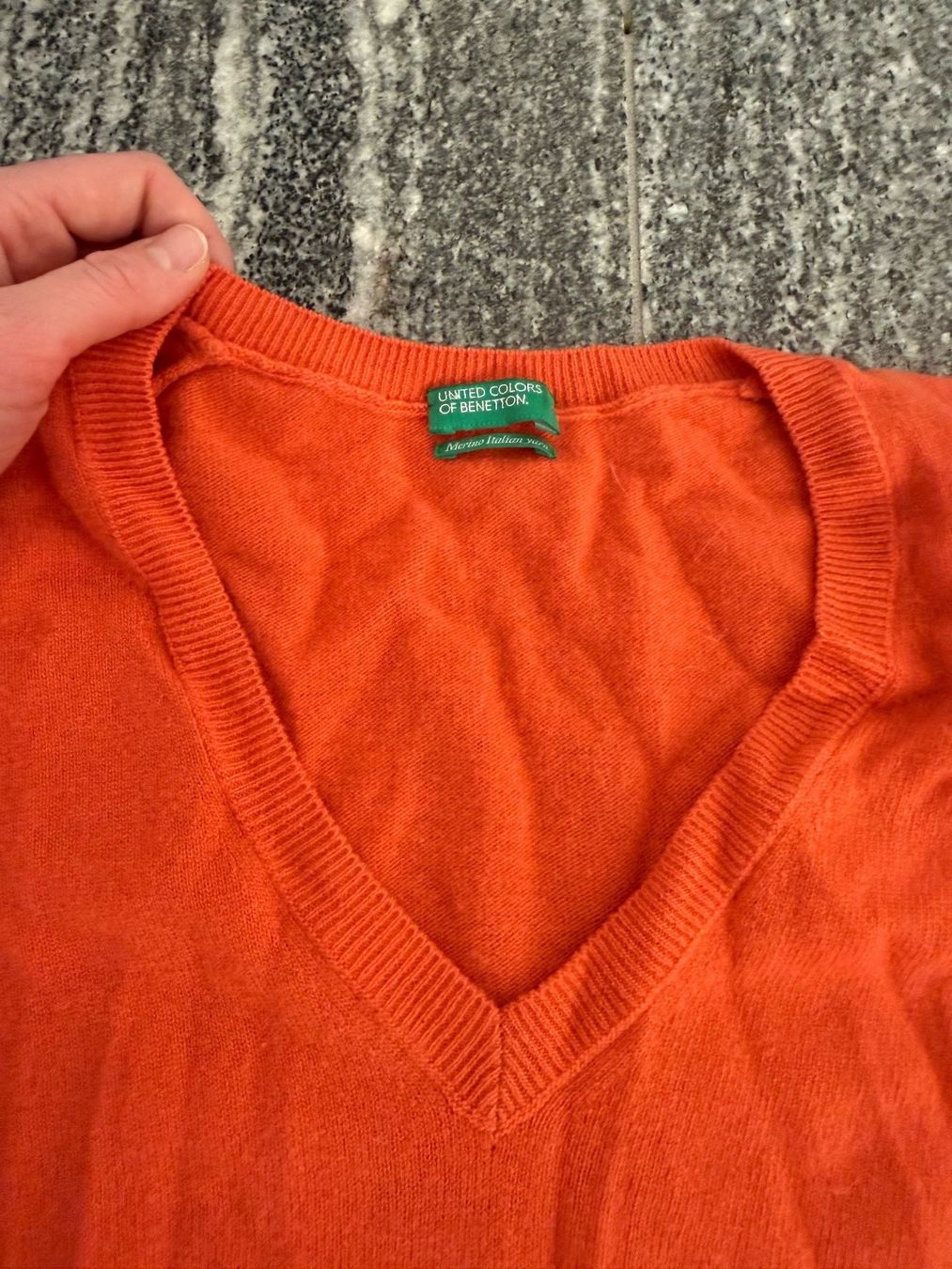 Benetton Pullover & Sweatshirts: Orange UCB 100% merino womens pullover – Gebraucht aus S. Vittore von via_h2nb 1