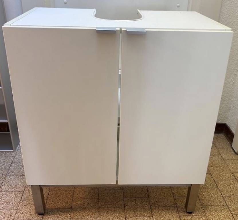 Ikea Armadietti a specchio: Meuble sous lavabo – Usato da Vich venduto da NatachaCK 1