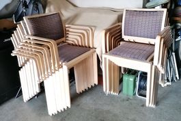 8 Holzstühle gepolstert Dietiker Klassiker