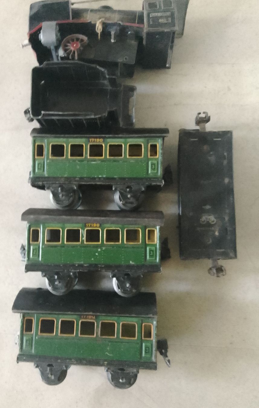 Märklin Modelleisenbahnen: Alte Märklin-Bahn  – Defekt aus Winterthur von bru_cws8 3