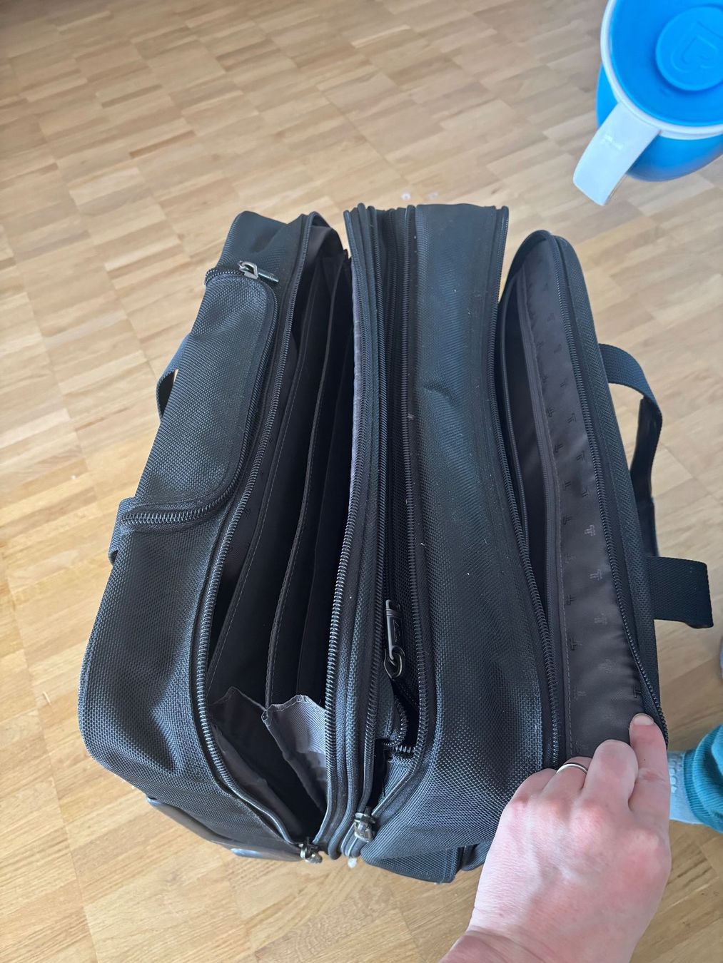 Altro in Aeronautica: Tumi Trolley mit zwei Rollen – Usato da Basel venduto da kimagreggs 4