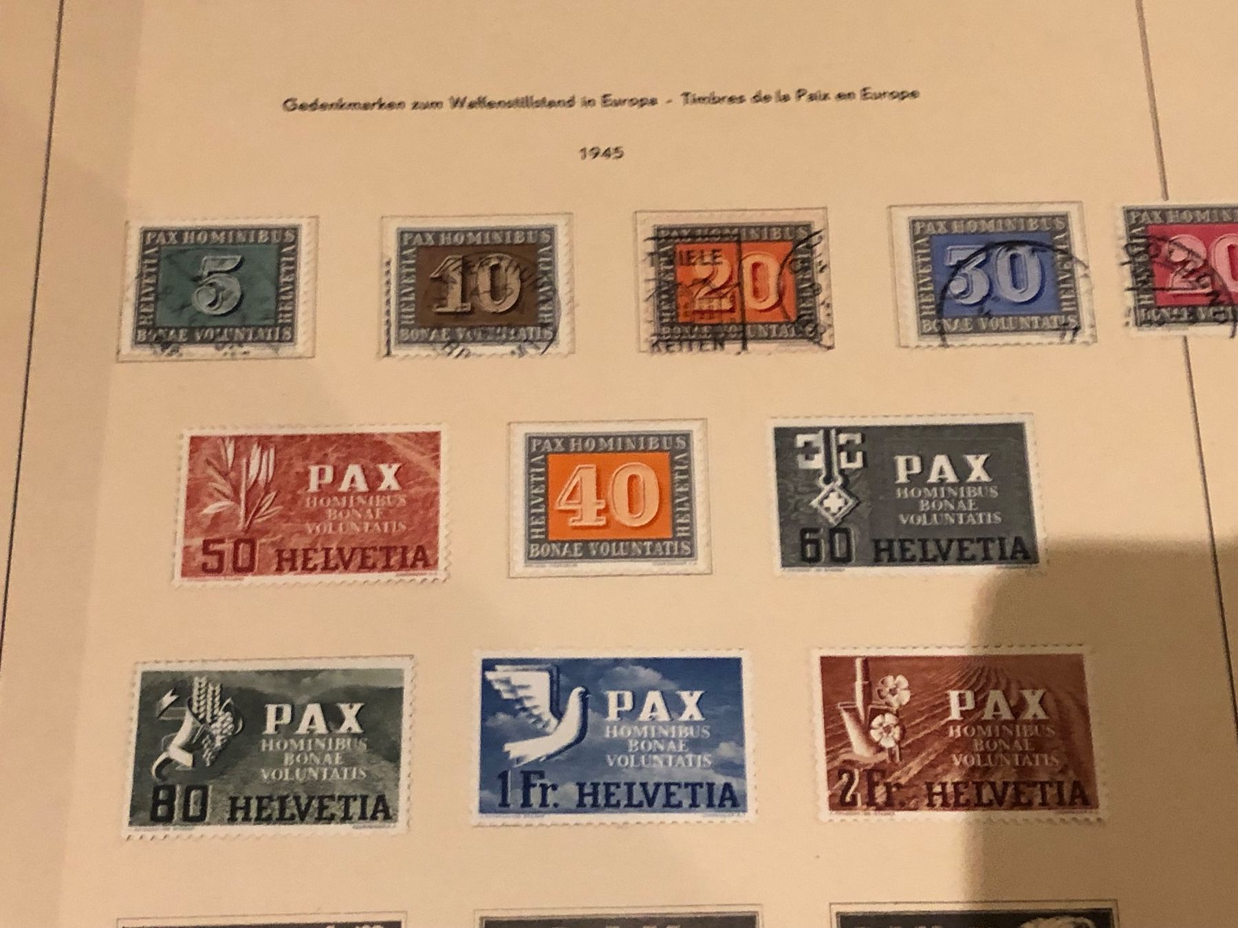 Tutti i francobolli: Bananenschachtel mit Briefmarken – Usato da Lufingen venduto da Rac0 4