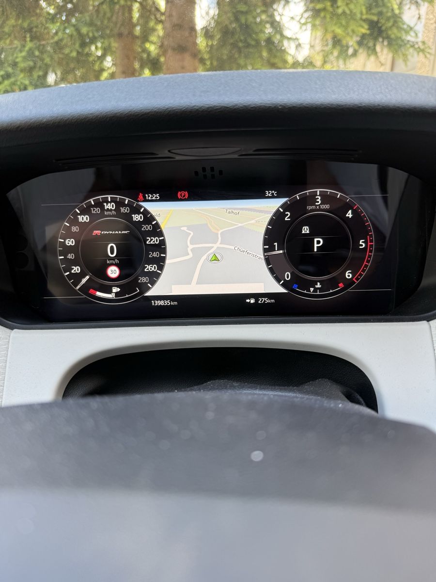 Land Rover Automobili: Range Rover Velar D300 R-Dynamic First Edition 3.0 V6 Diesel – Usato da Kloten venduto da Raresets_CH 3