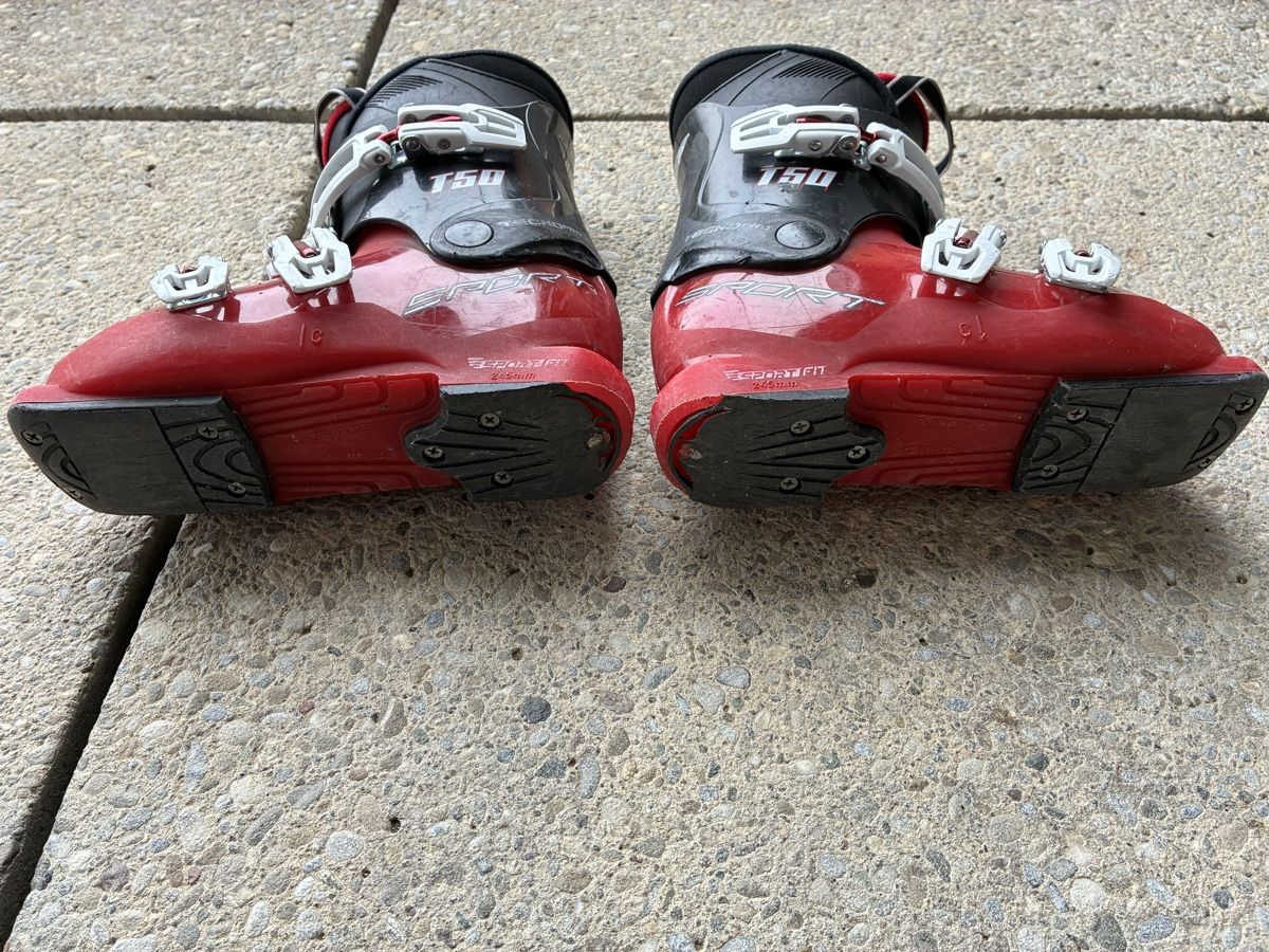 Chaussures garçon: Kinder-Skischuhe – D'occasion à Männedorf par 3sacompany 3
