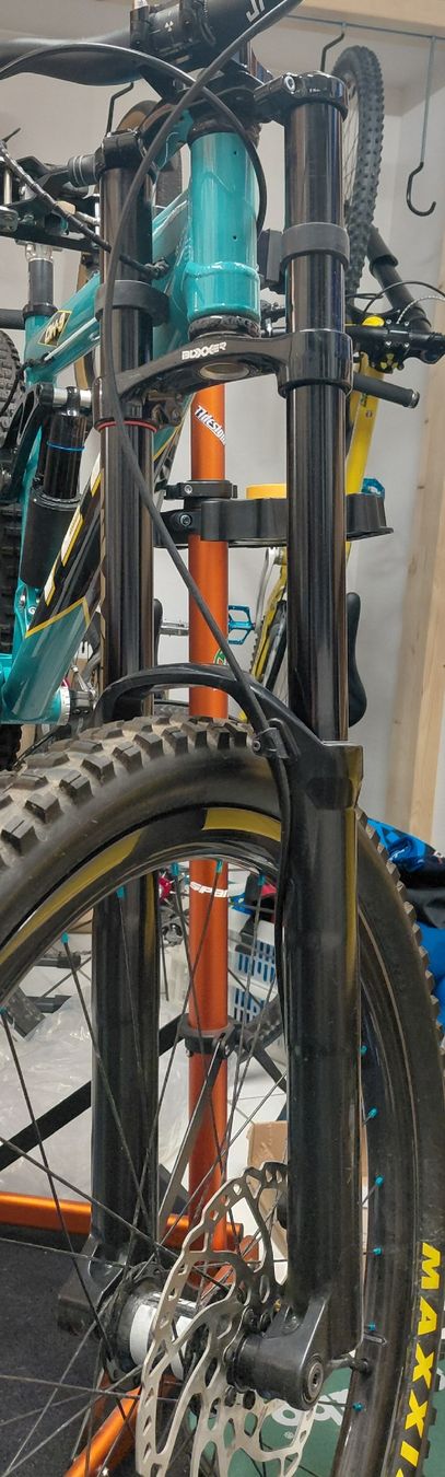 Rockshox Pezzi di ricambio: Downhill Gabel Rock Shox Boxxer Team 27.5" – Usato da Diessenhofen venduto da kazwei 1