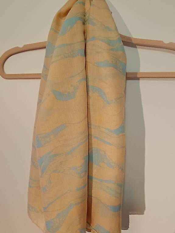 Pieces Foulard & Sciarpe: Pieces Halstuch – Usato da Winterthur venduto da flowing_de
