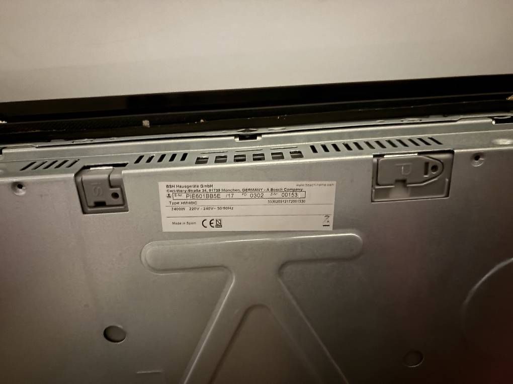 Servierplatten: Bosch table de cuisson à induction TOP – Gebraucht aus La Conversion von martianmelle 2