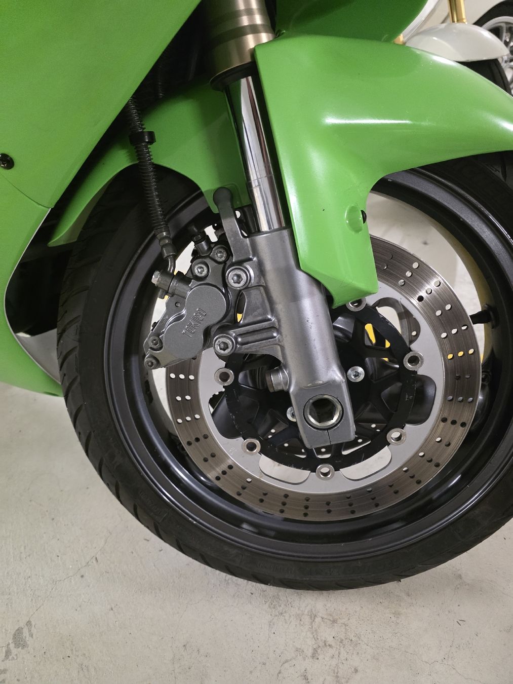 Kawasaki Strasse: Kawasaki Ninja ZX-9R – Gebraucht aus Zürich von Valj25 4