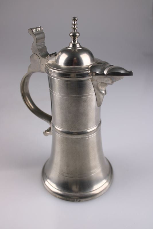 Set di piatti: Zinn Krüge und Becher set. – Usato da Rüti ZH venduto da Restwert_Rueti_ZH 7