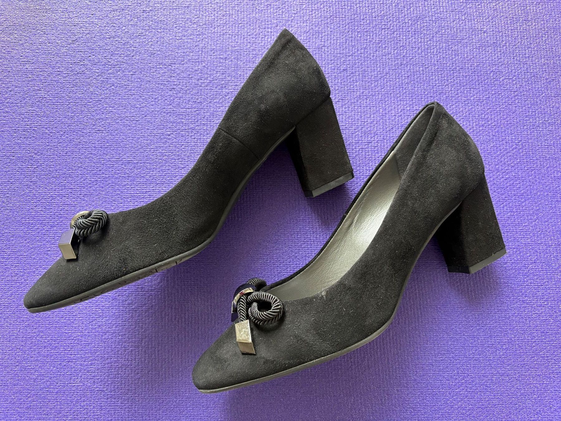 Kaiser Damenschuhe: Pumps von Peter Kaiser - Wildleder - schwarz - Grösse 5 – Gebraucht aus Oberwil BL von nefret01 1