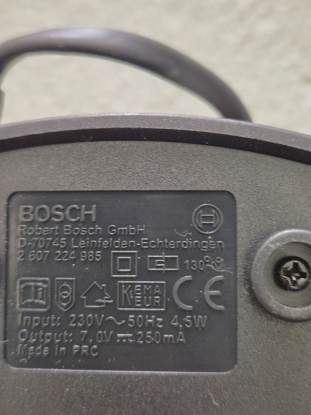 Bosch Caricatori & Batterie: Bosch Ladegerät 7,0V 250mA – Usato da Domat Ems venduto da tchnesa 2