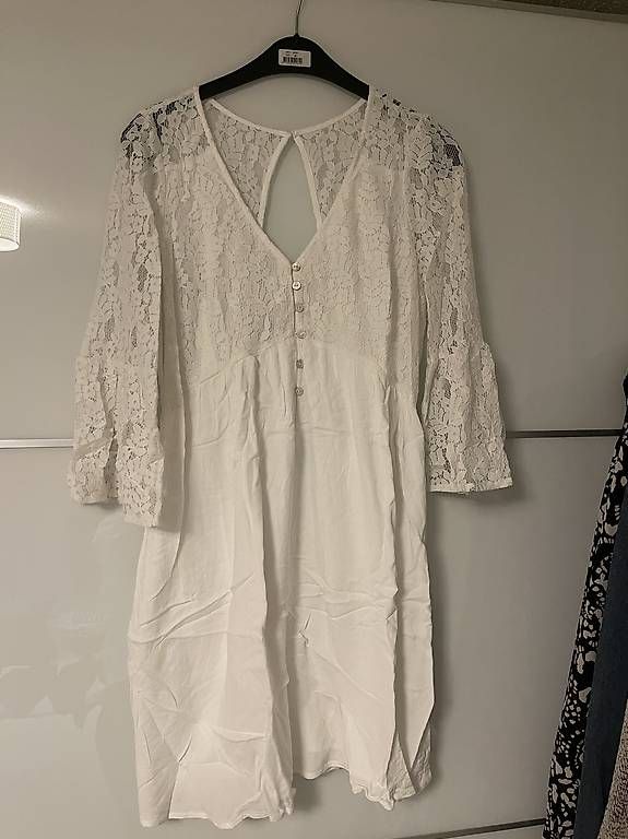 Robes: Robes grossesse / allaitement – D'occasion à Chavannes-Renens par romina_margreth 3