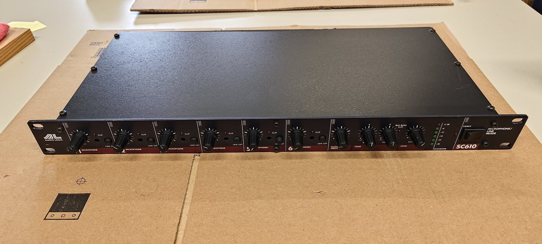 Console di mixaggio: Audio Logic SC610 Microphone / Line Mixer – Usato da Unterägeri venduto da sumatronic