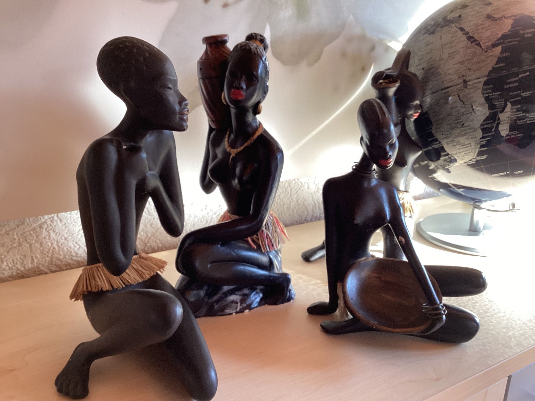 Skulpturen & Statuen: 6 Afrikanische Skulpturen – Gebraucht aus Unterkulm von  1