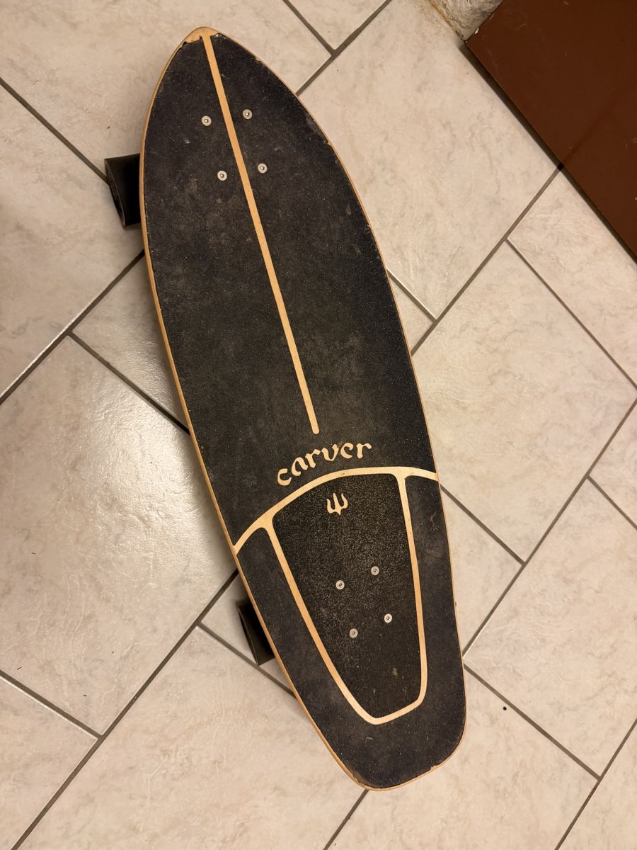Skateboards: Surfskate carver  – D'occasion à Olten par atzeminator 1