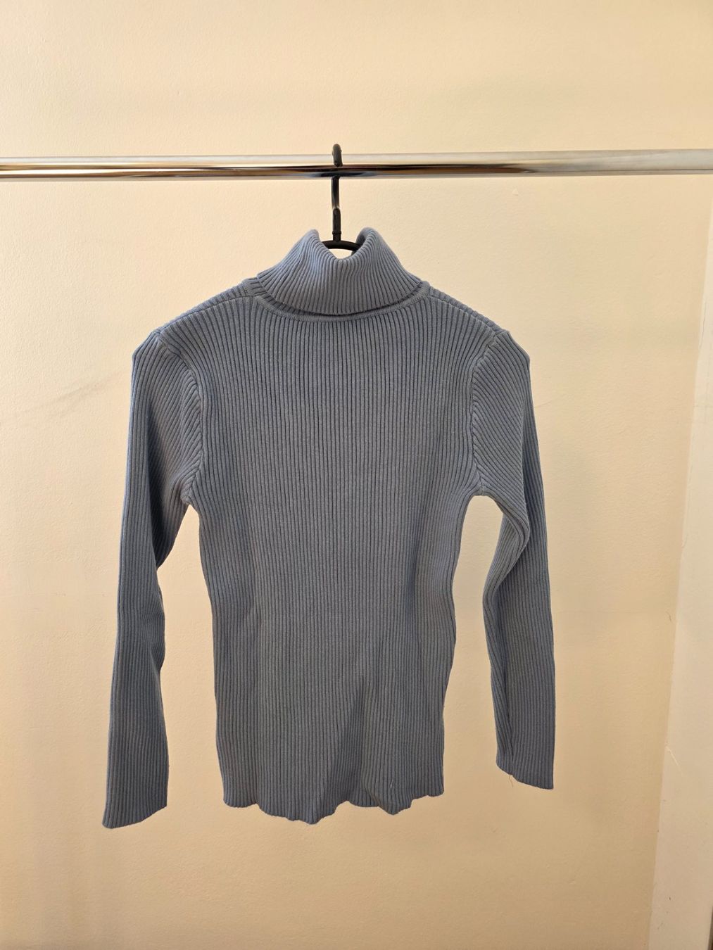 Maglioni & Felpe: Rollkragenpullover Minga London – Usato da Rothenfluh venduto da sel_j856 1