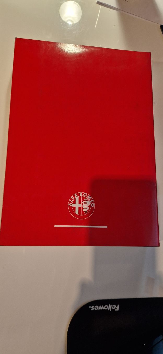 Alfa Romeo Tutti pezzi di ricambio auto: Alfa Romeo SZ Werkstatthandbuch – Usato da Enggistein venduto da Lehmannnn 1